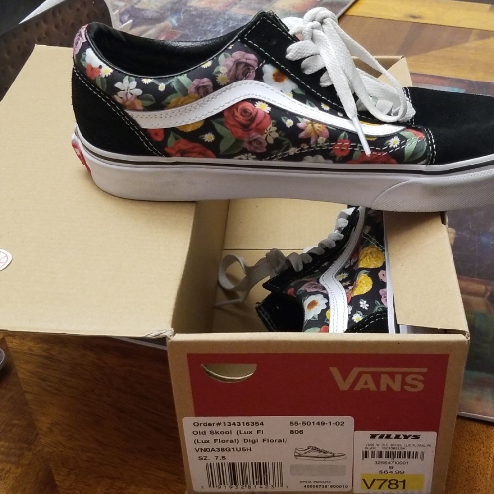Van's  old skool lux floral